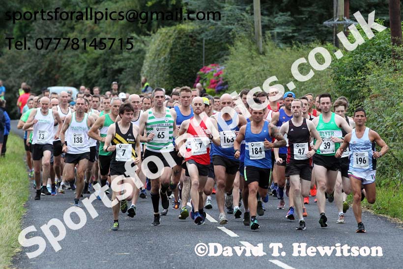 Morpeth 10k Road Race (North Eastern Champs. 10k). Photo: David T. Hewitson/Sports for All Pics